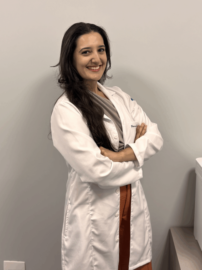 Quem somos 36 DRA. KARINE FISIO Grande